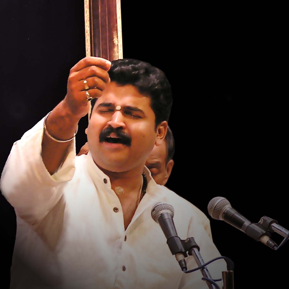 Pandit Bhuvanesh Komkali